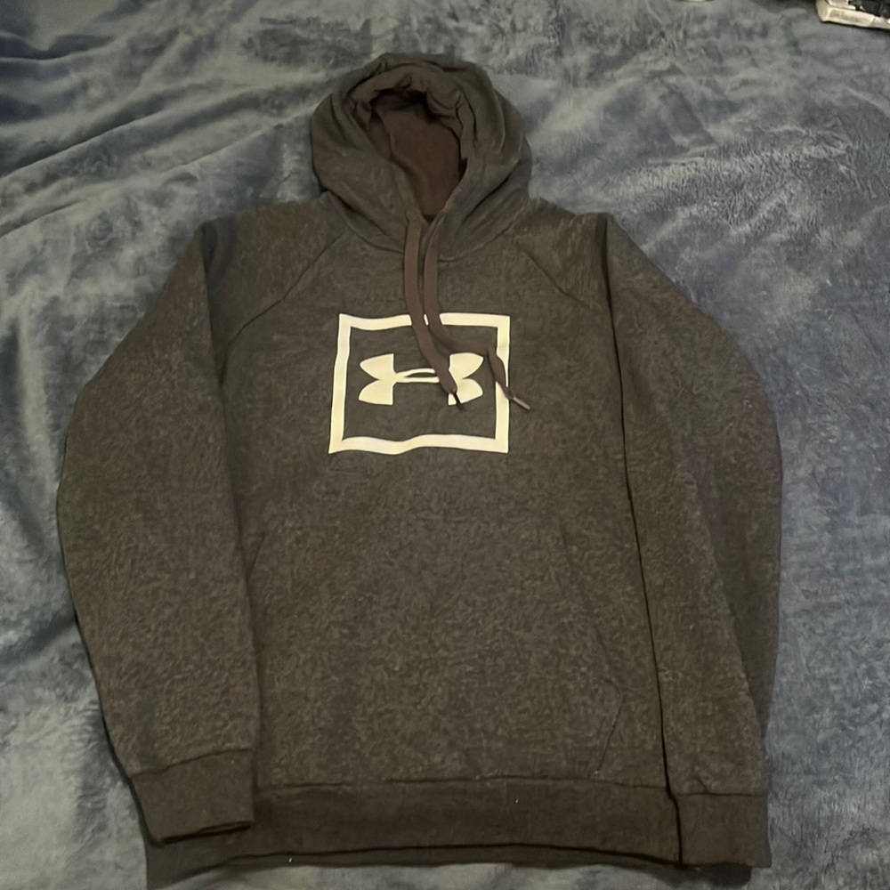 EUC Under Armour Grey Hoodie Sz Medium
